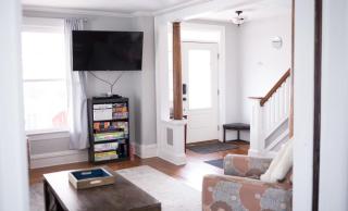 Cityside Escape Spacious with Game Room & Fire Pit - 4