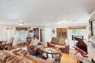 Lazy Bear Retreat - 8