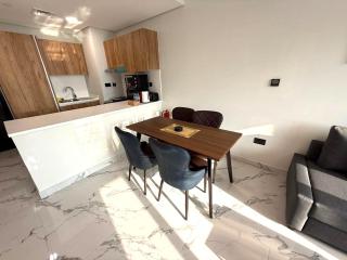 Sea View 1BR in Maryah Vista near Cleveland - 3