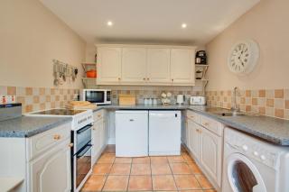 2 Carr Terrace - 4