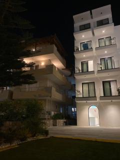 Central O & S Hotel - 7