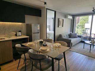 Parkside Oasis Luxe 2BR Retreat w Pool BBQ & Gym Access - 8
