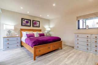 White House Lodges - Nightingale - 8