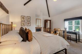 Bessingham Mews - 2