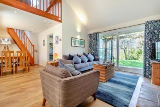 Grove Barn - 9