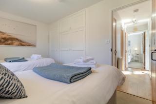 Grove Barn - 4