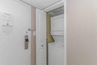 1BR Direct Ocean Front Suite Newly Renovated - 1