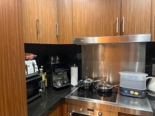 Skyline Luxury in Canary Wharf - 3