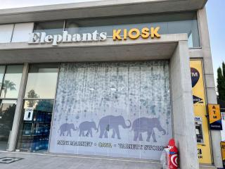 Elysia Park 2 BR Apartment with Resort-style pool - 9