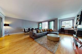 3 Bed 3 Bath Luxury Penthouse With River & City Skyline Views - 0