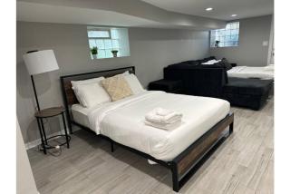 Walk to the Lake! Grill, Fireplace, Sleeps 12 - 5