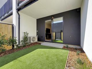 Cozy Studio with Private Yard in Christchurch CBD - 5