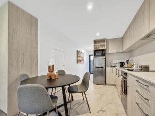 Cozy Studio with Private Yard in Christchurch CBD - 4