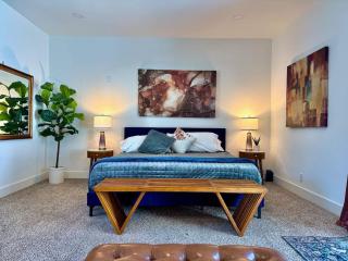 Pool Remodeled 4 Bedroom Carmichael Home - 8