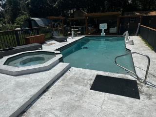 Farmhouse Oasis w Pool Heated Spa Treehouse and Game Room Located Centrally off I-4 - 9