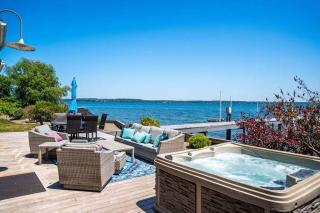 Drift Away Hot Tub Kayaks Lakefront & Games - 9