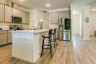 Spacious Home Near Dtwn PSL Travel Nurses Welcome - 2