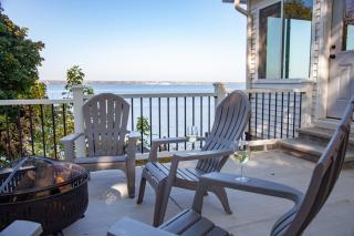Lakeside Landing Dock Fire Pit and Boat Rental - 8