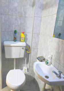 Sleek Studio, Compact Comfort and Prime Location - 4