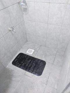 Sleek Studio, Compact Comfort and Prime Location - 1