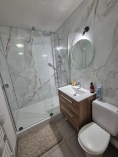 Superbe appartement avec piscine sauna et petite vue mer - 7