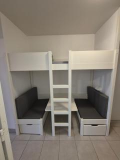 Superbe appartement avec piscine sauna et petite vue mer - 1