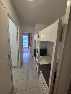 Superbe appartement avec piscine sauna et petite vue mer - 1