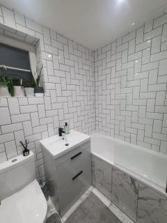 Modern Studio - Streatham Station - 3min walk - 8
