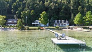 Trader Scott's - Lakefront And Gorgeous! - 4