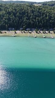 Trader Scott's - Lakefront And Gorgeous! - 2