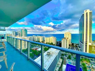 Luxury apartment with endless ocean views -Daily resort fee and parking not included- - 9