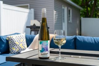 Jefferson & Grounds 3BR Steps from HWS and Hot Tub - 4