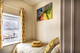 Horseshoe Cottage - 1