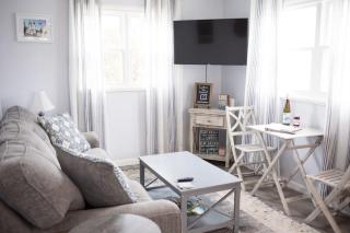 Cottage at Cast Away Kayaks Fire Pit & Game Room - 8