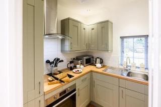 South Lodge East - 1