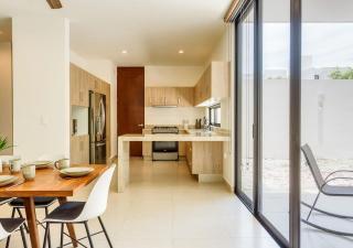 NEW Palmara Home with Pool and Paddle Court Gated - 4