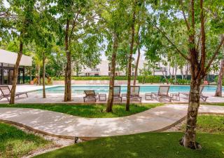NEW Palmara Home with Pool and Paddle Court Gated - 1