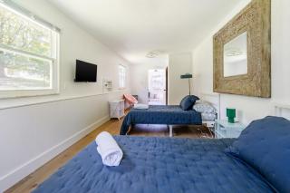Relax and Explore - Knoxville Stay with Hot Tub and Grill - 2