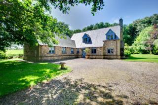 Blue Poppy House - 0