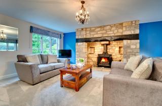 Blue Poppy House - 8