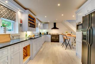 Blue Poppy House - 2