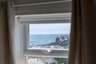 Castle Point Cottage Craster - 1