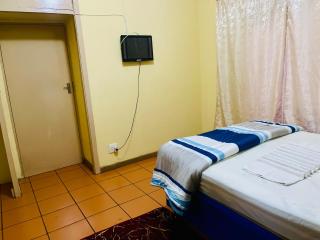 Galaxy Guesthouse Pretoria North - 4