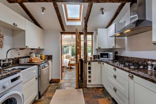 Hillside Cottage - 1