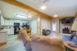 Mtn Home with Deck and Community Amenities in Newland - 4