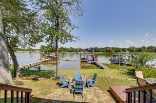 Lakefront Escape with Game Room and Dock in Mabank! - 0