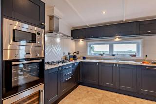 Kingfisher Lodge - 2