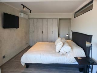 Chic 2BR Retreat in Vitacura Perfect for 3 Steps from Everything - 9