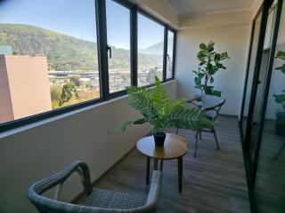 Chic 2BR Retreat in Vitacura Perfect for 3 Steps from Everything - 1