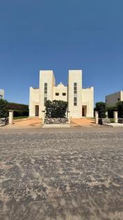 El Gouna Joubal Villa with Private Garden and Lagoon View - 0